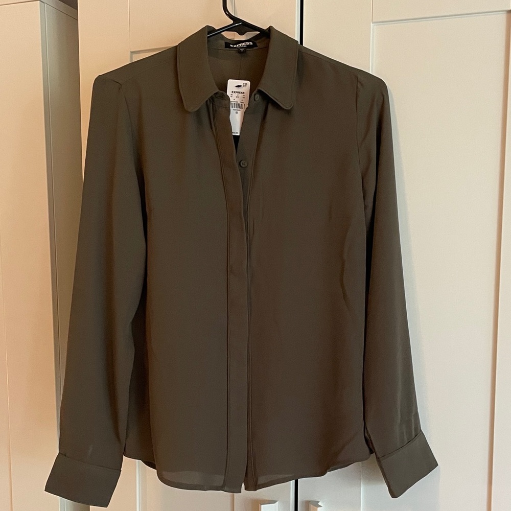 NWT olive green Express Portofino shirt